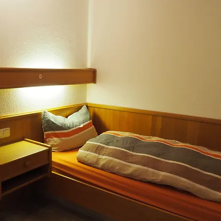 Darmstaedter Hof 3*