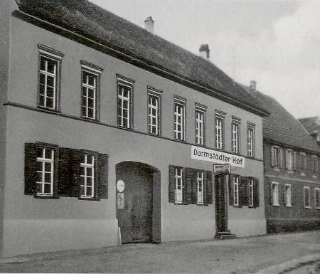 Darmstaedter Hof 3*