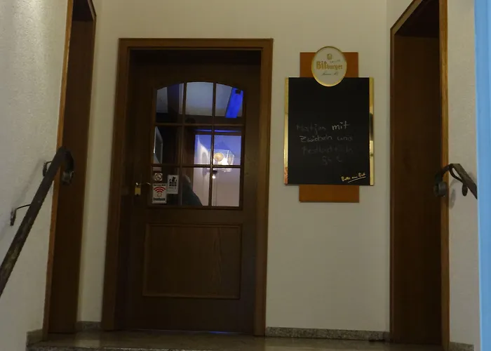 Darmstaedter Hof Πανδοχείο 3*